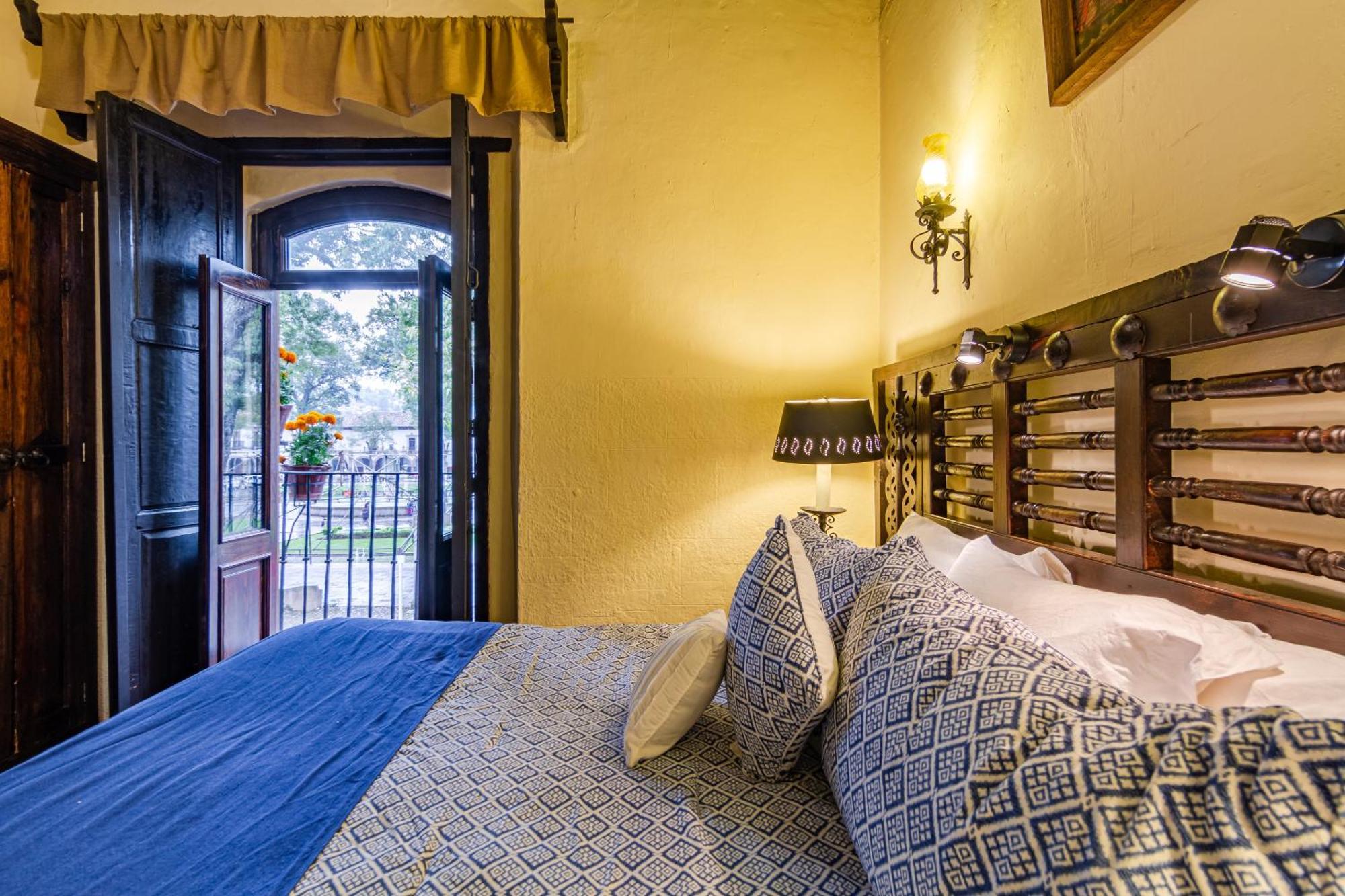 Hotel Mansion Iturbe ปาทซ์คูเอโร ภายนอก รูปภาพ
